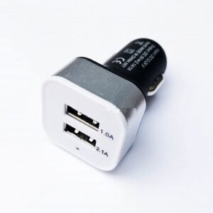 AVTOPOLNILEC 2A s kablom microUSB - črn