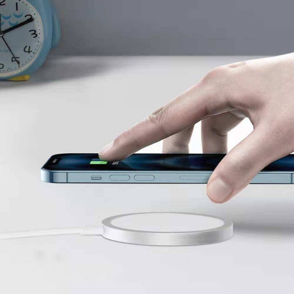 Onasi brezžična polnilna postaja - MagSafe - 15W - iPhone serija z MagSafe tehnologijo - Image 5