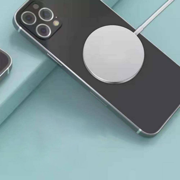 Onasi brezžična polnilna postaja - MagSafe - 15W - iPhone serija z MagSafe tehnologijo - Image 6