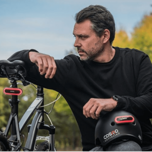 COSMO Connected pametna luč Cosmo Ride za kolo, skiro - Smart Light, GPS, SOS, Aplikacija