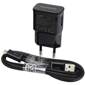 SAMSUNG HIŠNI POLNILEC 220V ETA-U90EW+ECB-DU4AWE 2A z USB data kablom črn