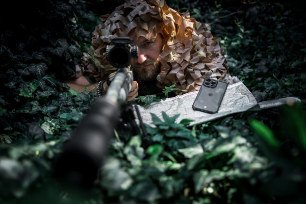 Tactical Quantum silikonski ovitek za iPhone 16 Pro - prozorno črn - Image 3